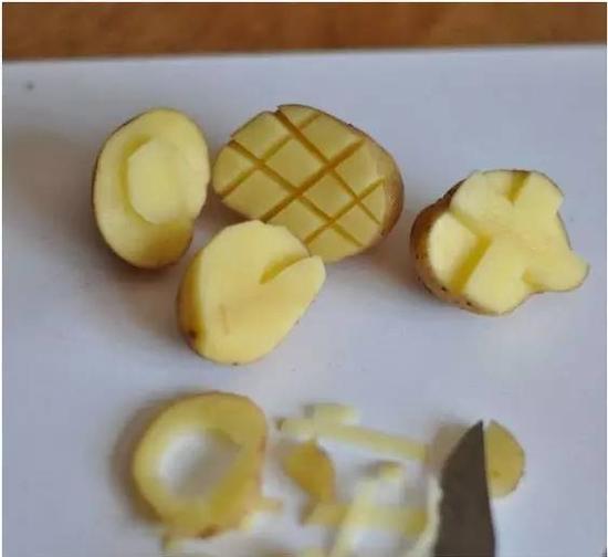 土豆土豆丝丝土豆土豆皮皮手指操(土豆土豆丝丝土豆土豆皮皮手指操歌词)