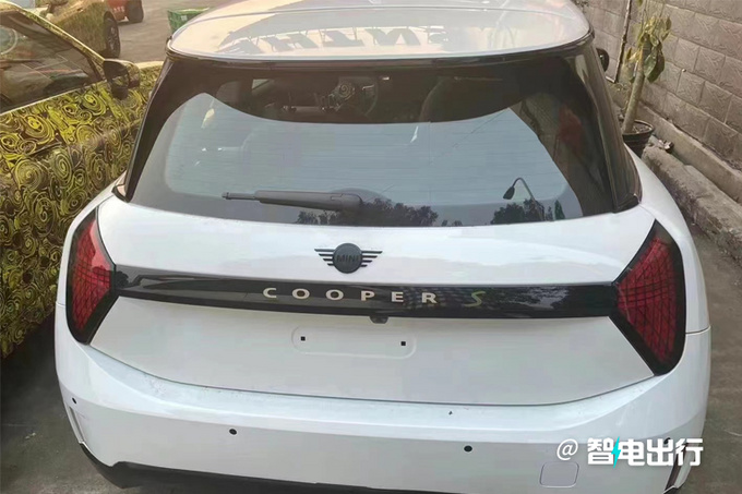 奔驰宝马停止研发燃油车(奔驰宝马停止生产燃油车时间表)